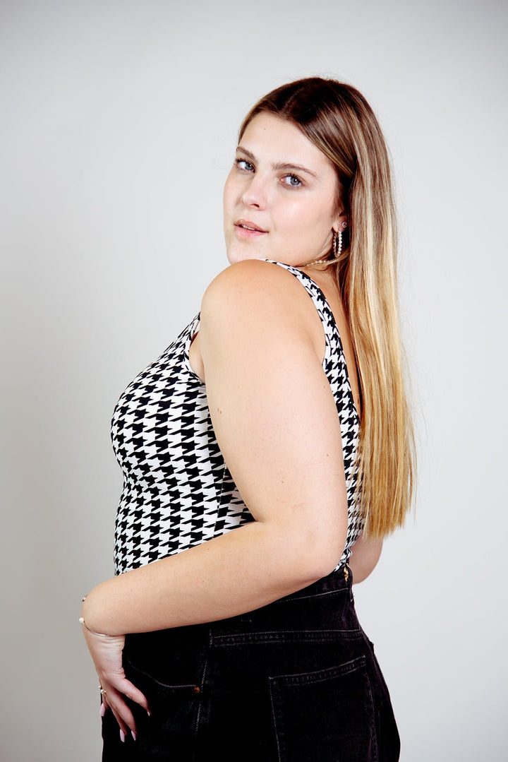 Api Mid Crop Top in Houndstooth Print - Manners London