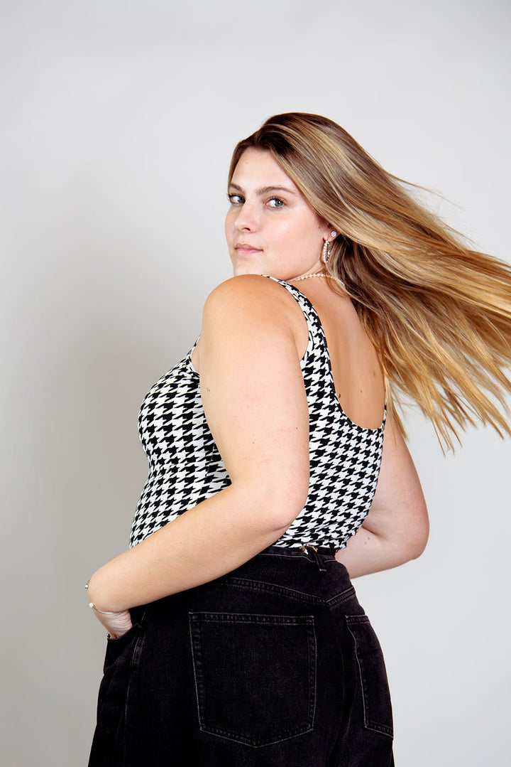 Api Mid Crop Top in Houndstooth Print - Manners London