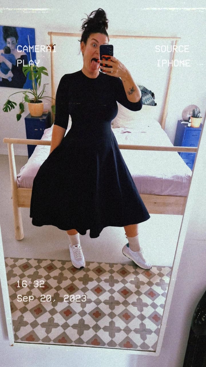 Asri Dress Leki Midi 3/4 sleeve Petite in Black - Manners London