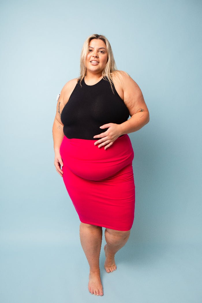 Iza Full Length Vest Top in Black - Manners London