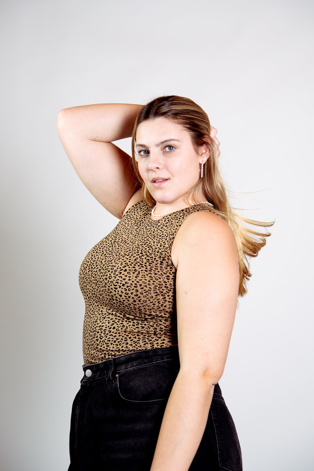 Iza Full Length Vest Top in Classic Leopard - Manners London