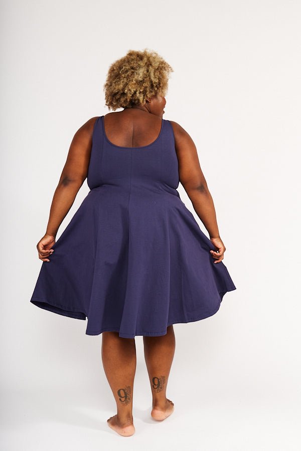 Limited Edition Asri Api Dress Midi Petite in Eclipse - Manners London