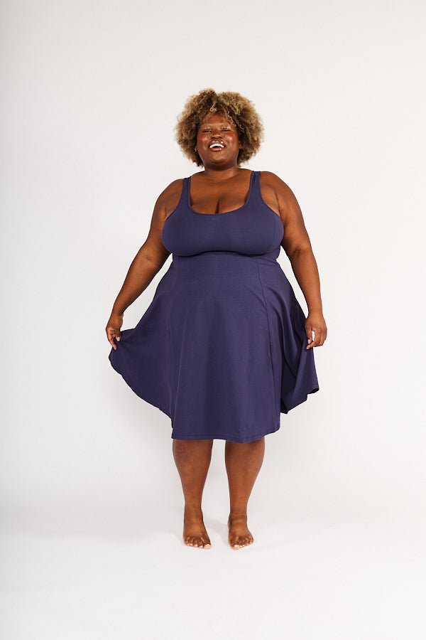 Limited Edition Asri Api Dress Midi Petite in Eclipse - Manners London