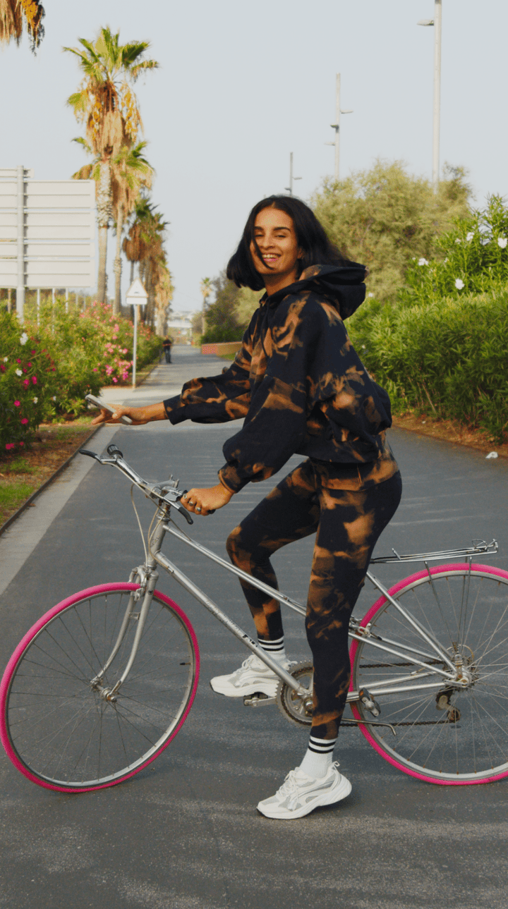 Oversized Cropped Hoodie in Acid Wash - Manners London