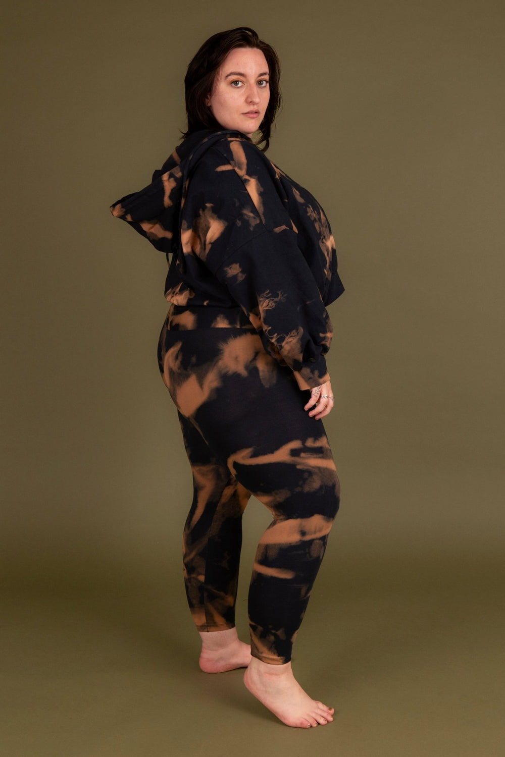 Oversized Cropped Hoodie in Acid Wash - Manners London