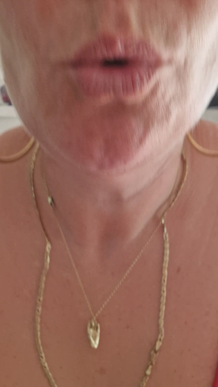 Api Mid Crop Top in Forgetmenot / Red edging