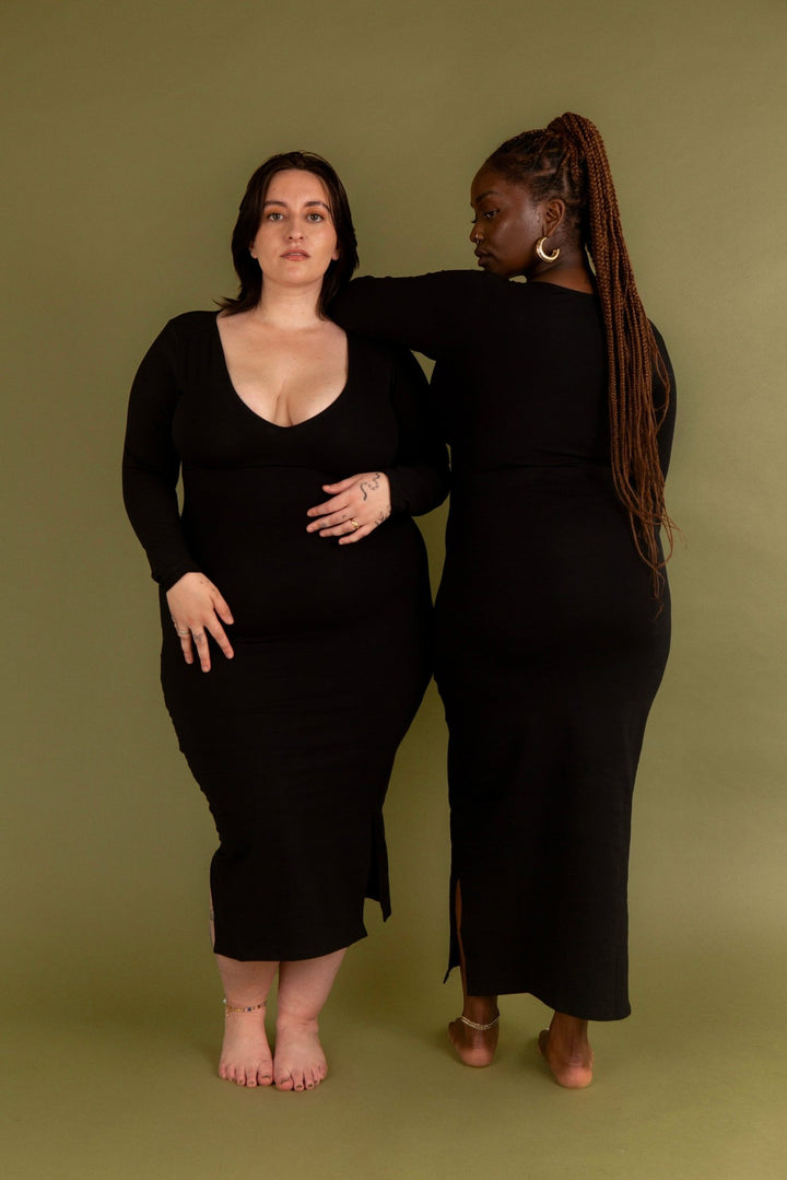 Reversible V - neck Midi Dress Petite in Black - Manners London