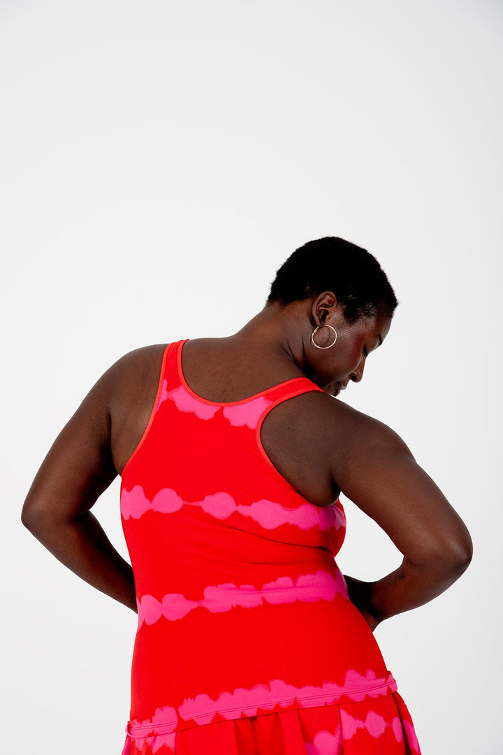 Shinni Neck Full Length Tank Top In Blot Red - Manners London