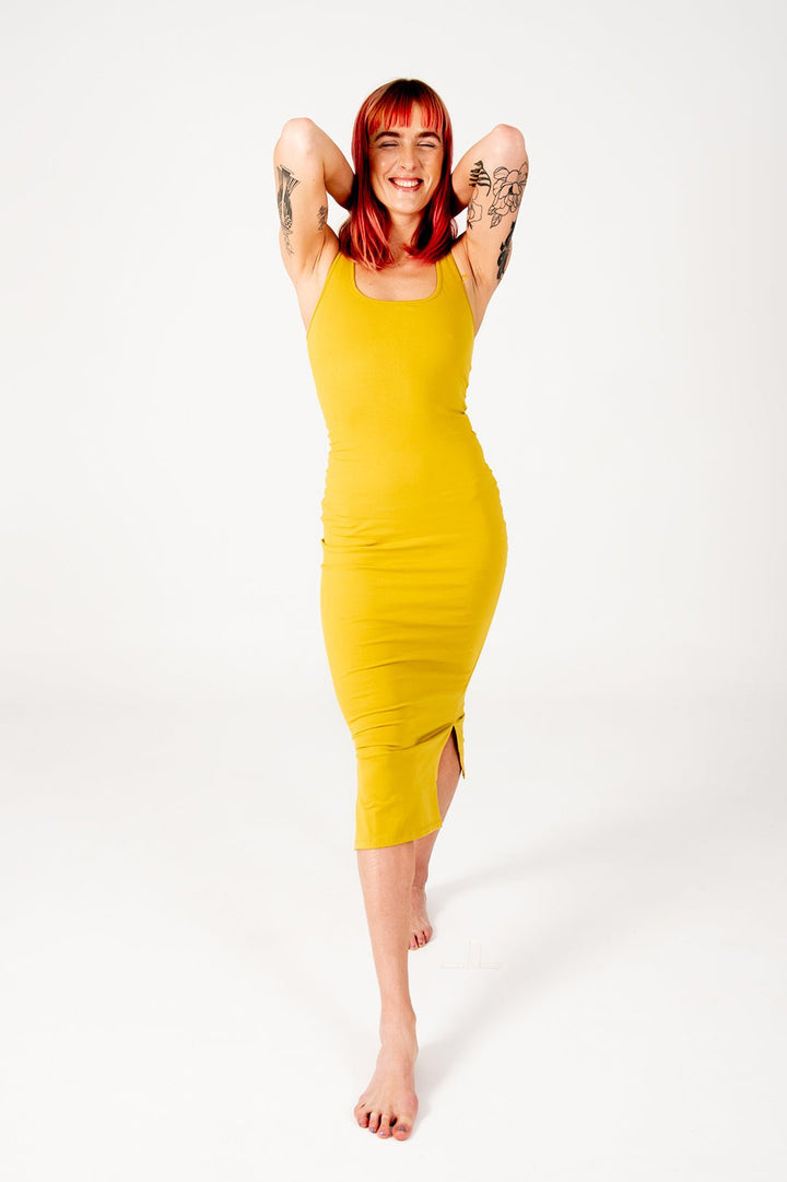 Shinni Neck Midi Dress In Mustard Seed - Manners London