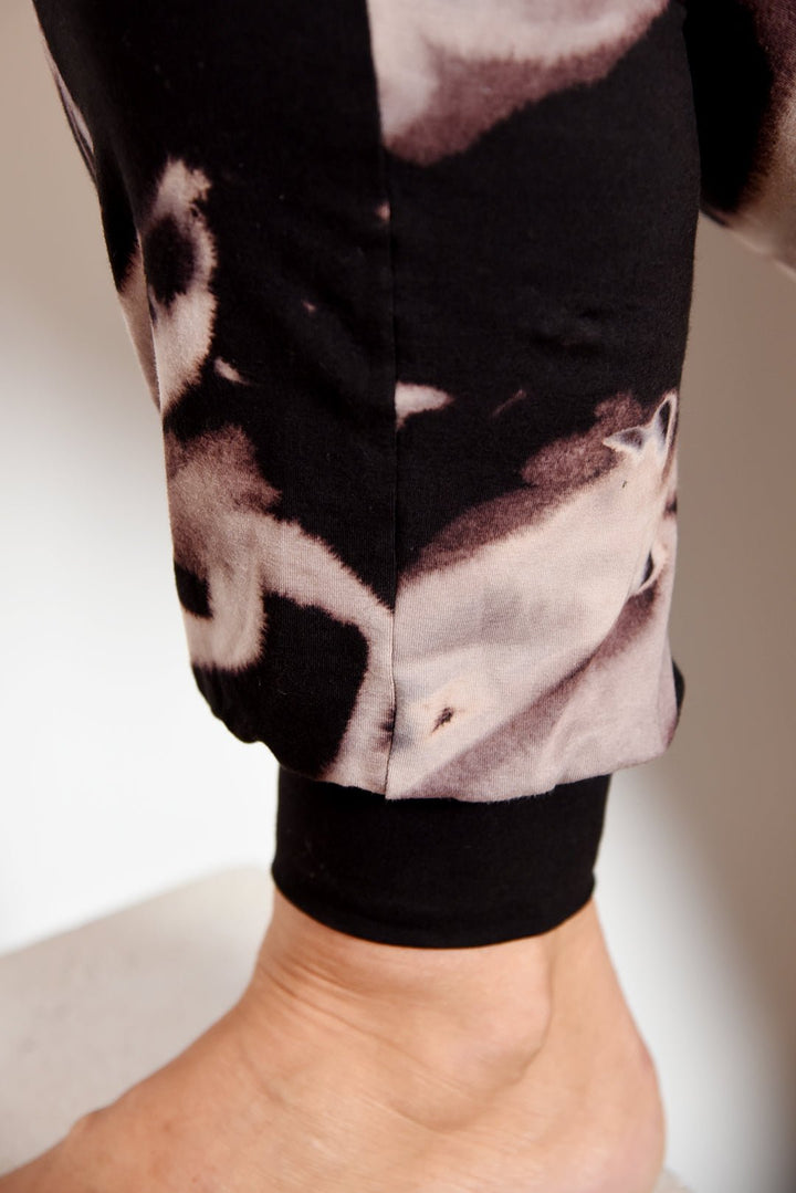 Trackie Trousers 3.0 in Hujan Manis - Manners London