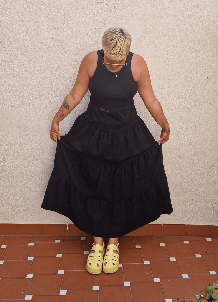 Tuya Dress Maxi sleevless in Black - Manners London