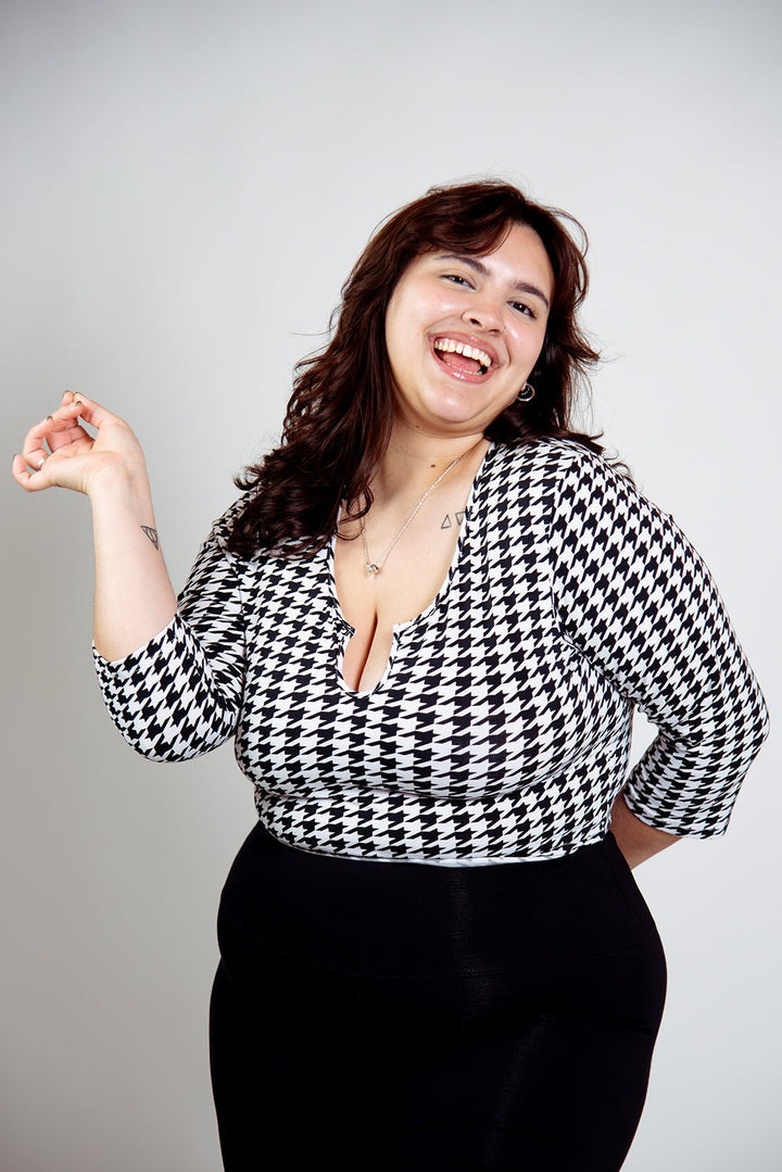 U Front Full Length Top 6/7 sleeves in Houndstooth Print - Manners London