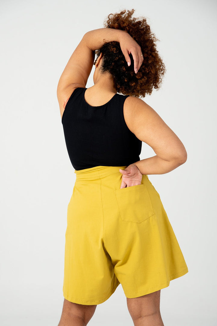 Wide Leg Shorts In Mustard Seed - Manners London