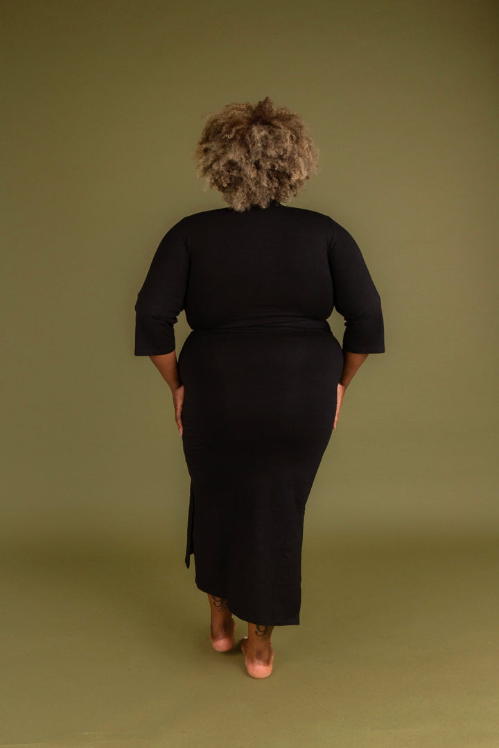 Zip Midi Dress 3/4 Sleeve in Black - Manners London