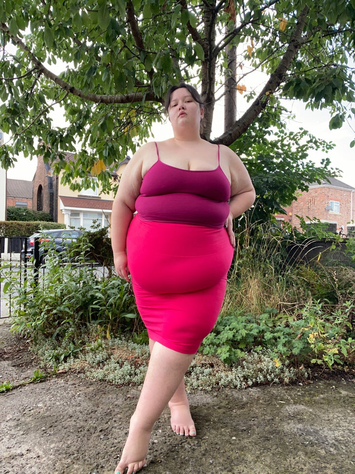 Favell Pencil Skirt In Fuchsia - Manners London