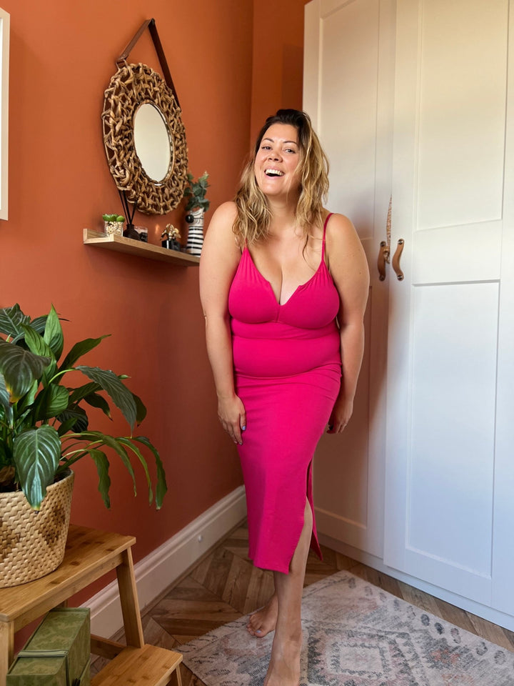 Saffi Midi Dress in Fuchsia - Manners London