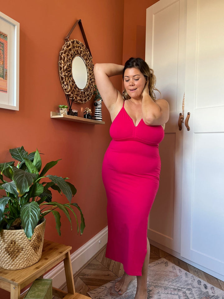 Saffi Midi Dress in Fuchsia - Manners London