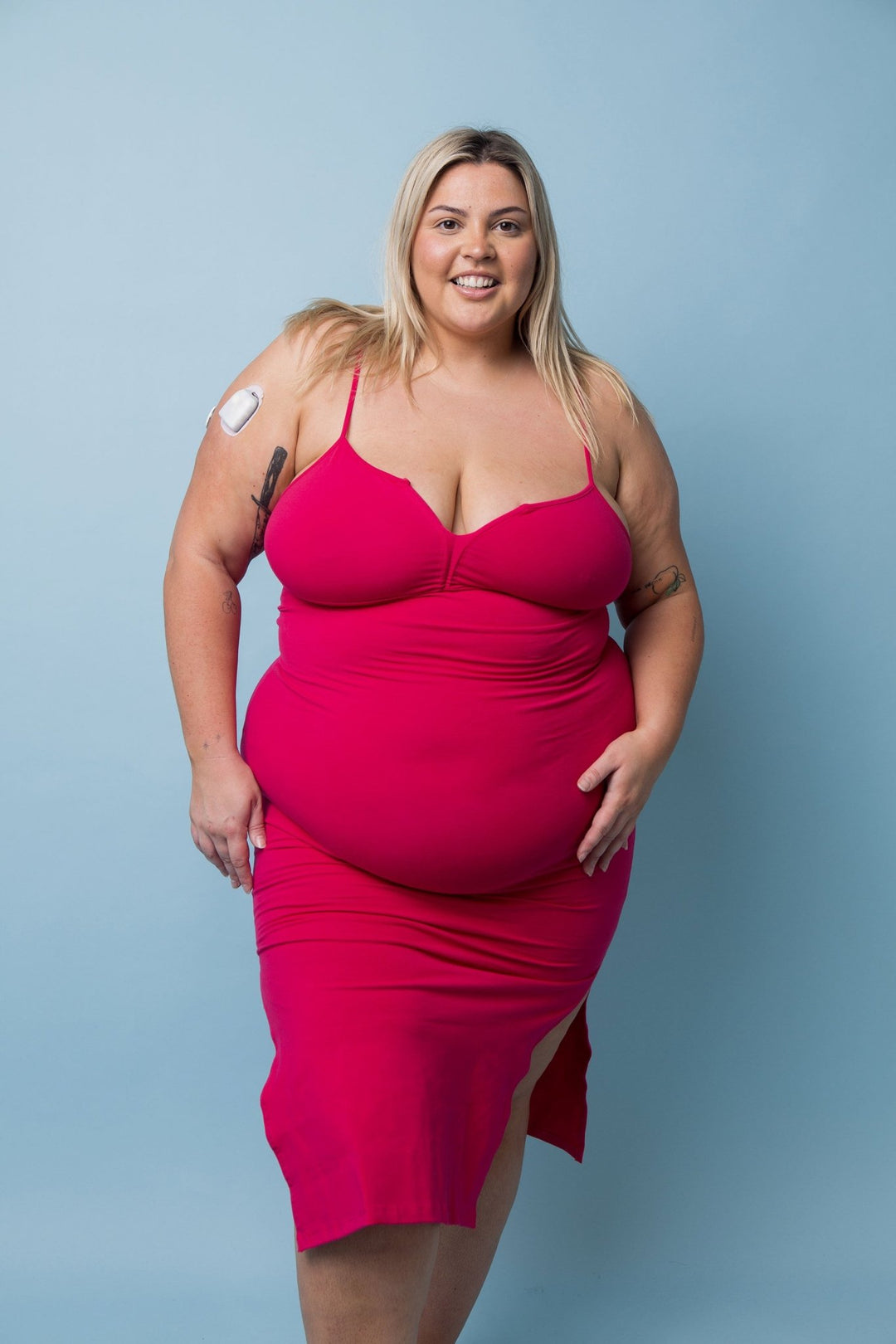 Saffi Midi Dress in Fuchsia - Manners London