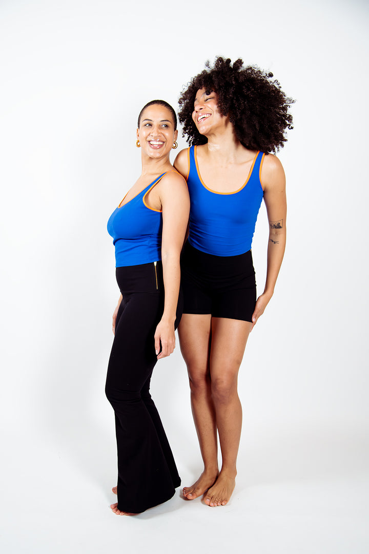 Api Mid Crop Top in Forgetmenot/Tangerin edging