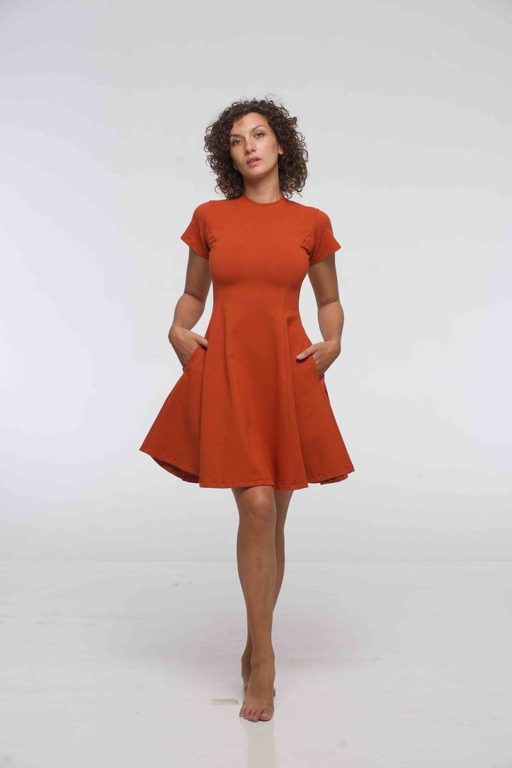 Asri Leki Dress Mini (short sleeves) in Burnt Orange
