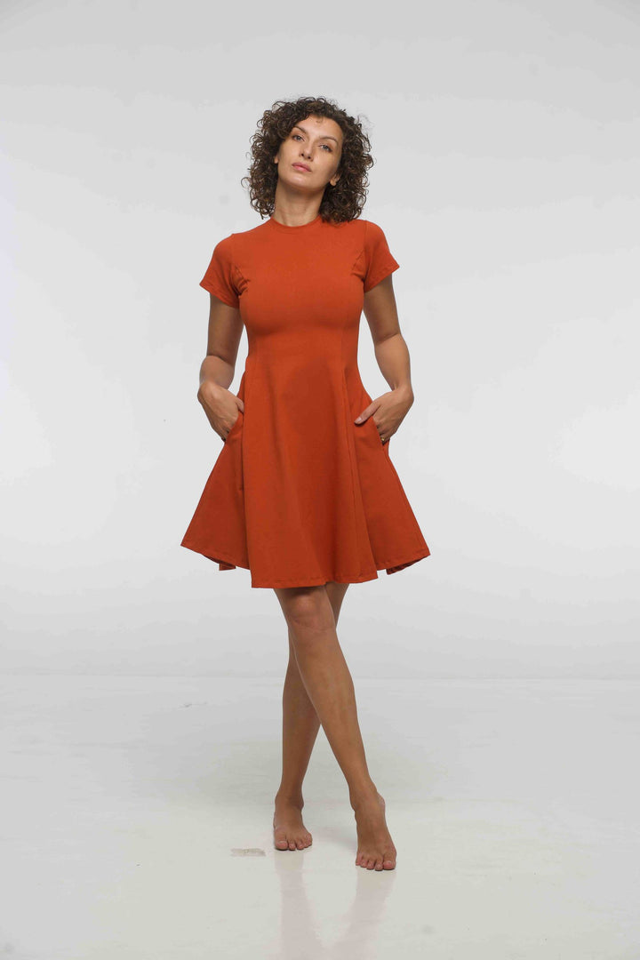 Asri Leki Dress Mini (short sleeves) in Burnt Orange