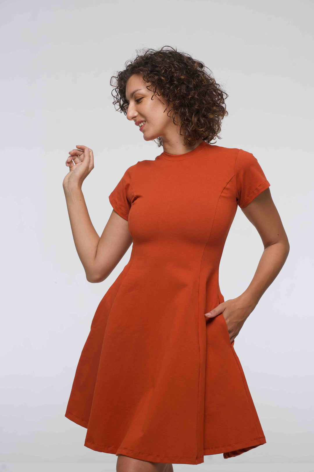 Asri Leki Dress Mini (short sleeves) in Burnt Orange