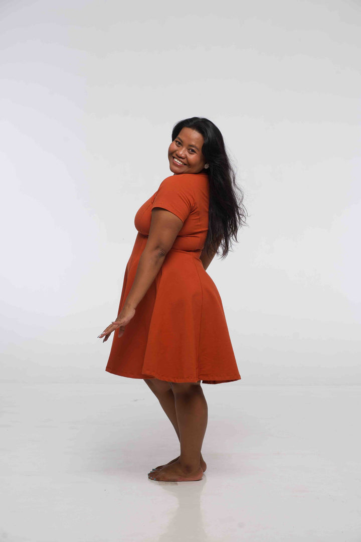 Asri Leki Dress Mini (short sleeves) in Burnt Orange