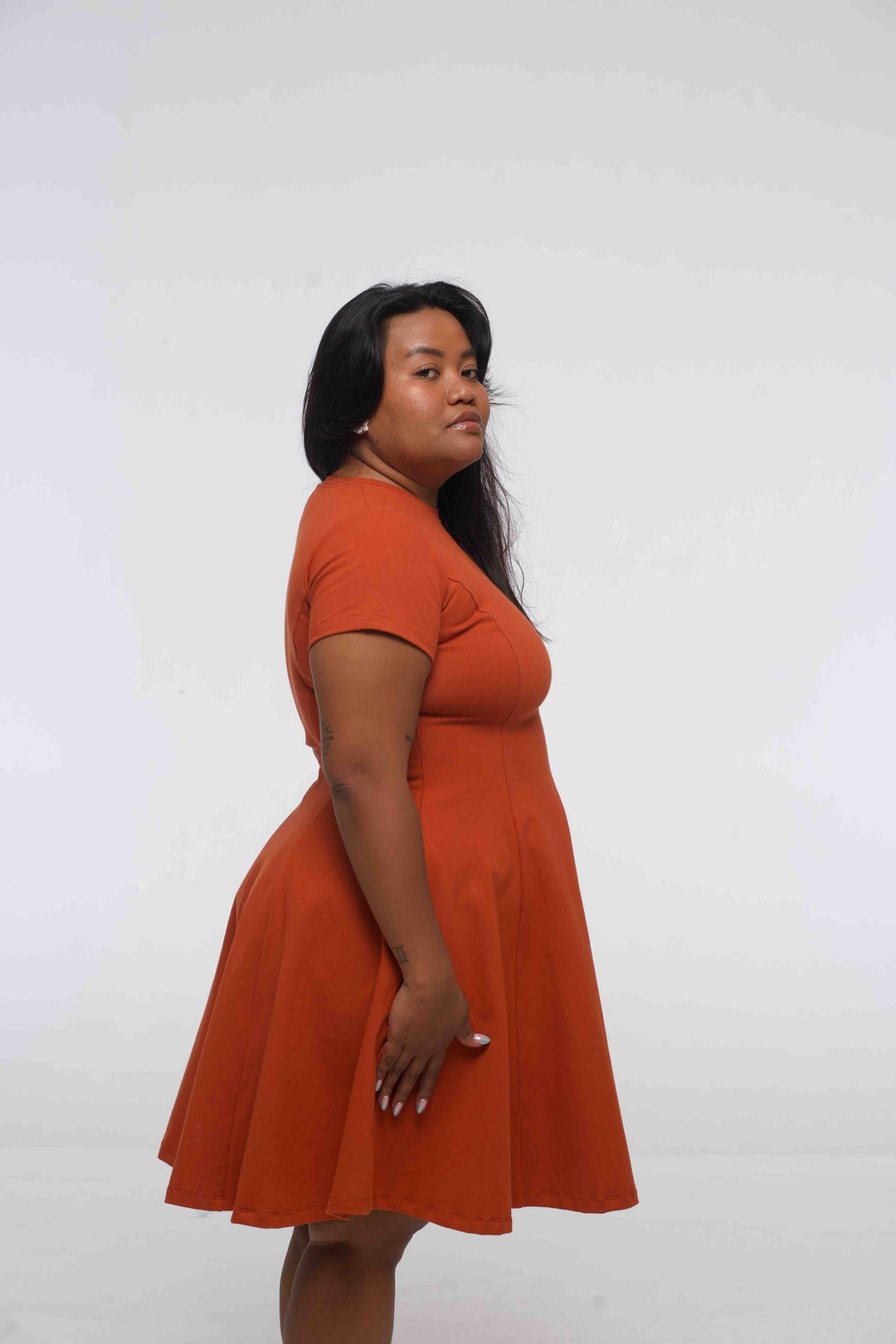 Asri Leki Dress Mini (short sleeves) in Burnt Orange