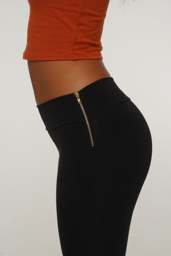 Capri Pants in Black