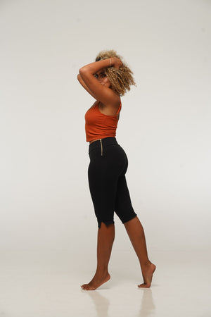 Capri Pants in Black