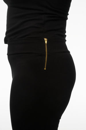 Capri Pants in Black