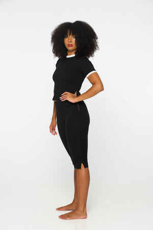 Capri Pants in Black