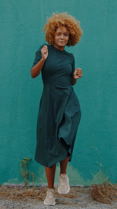 Asri Leki Dress 3/4 sleeve Petite in Forest Green
