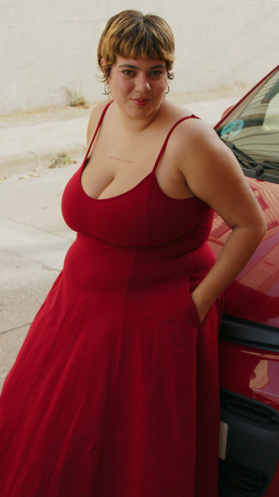 Asri Dress Petite in Burgundy