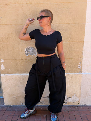 Corset Puff Pants with 4(!) pockets in Black