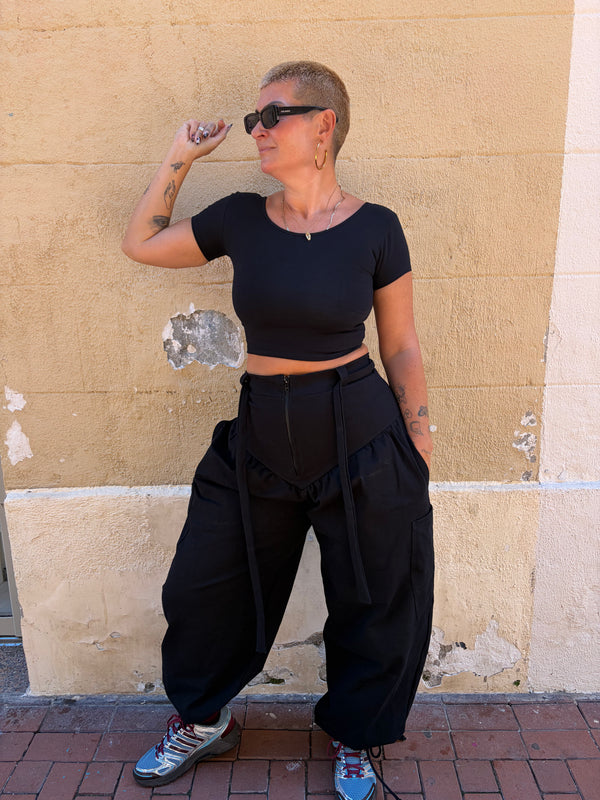 Corset Puff Pants with 4(!) pockets in Black