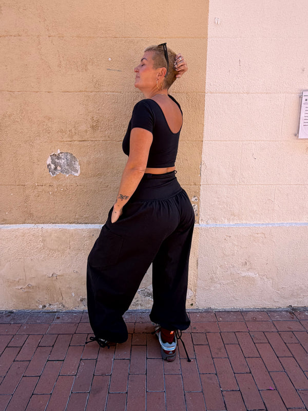Corset Puff Pants with 4(!) pockets in Black
