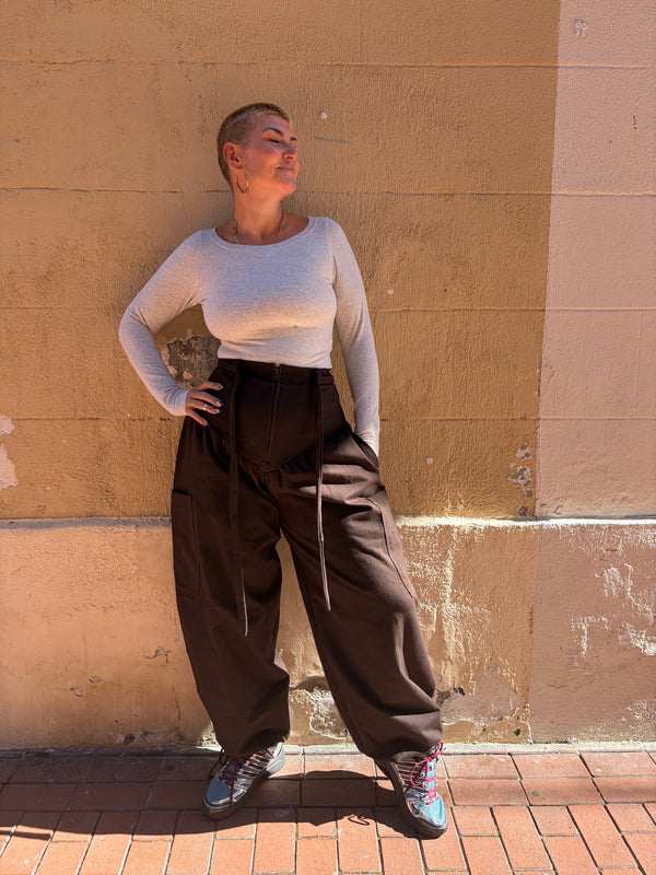 Corset Puff Pants with 4(!) pockets in Cafe