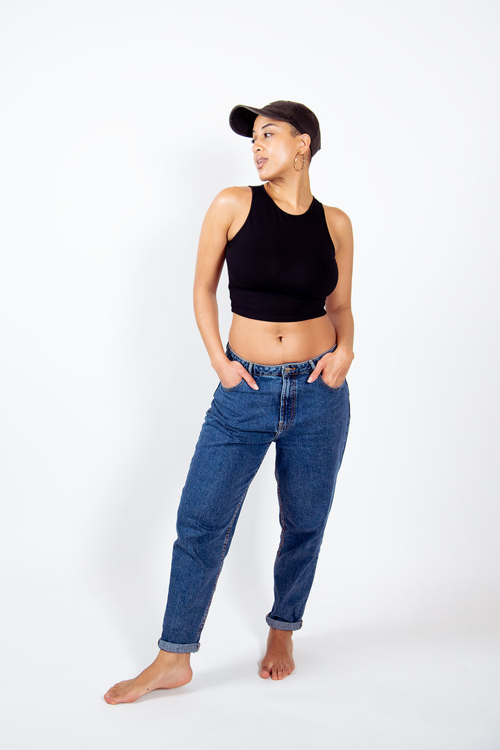 Iza Crop Vest Top in Black