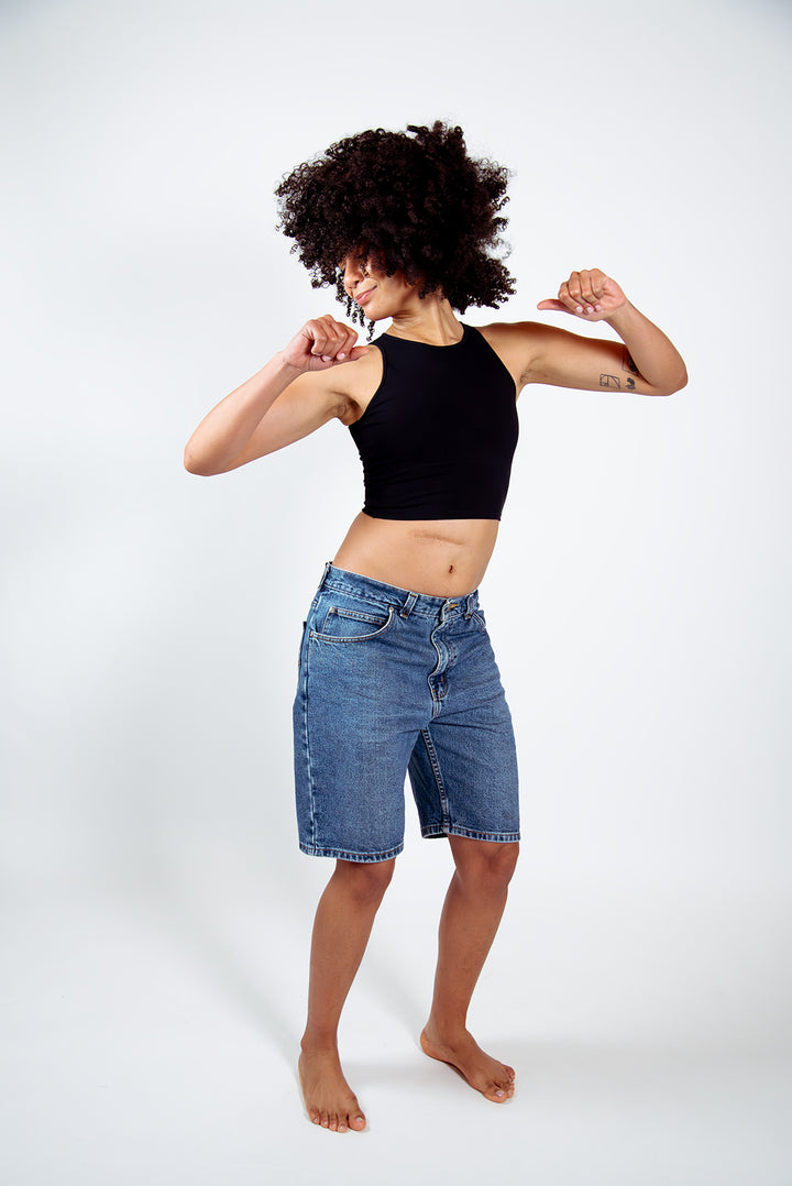 Iza Crop Vest Top in Black