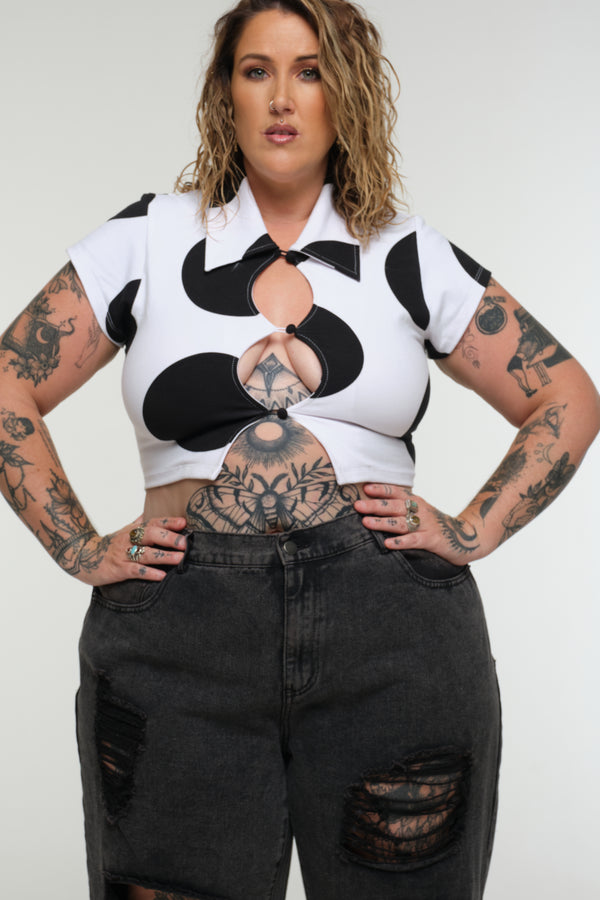 Button Mid Crop Top check sleeve in Polka Dot