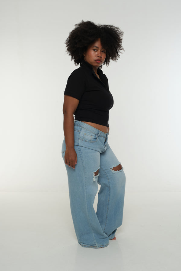 Core ZIP Mid Crop Tee in Black with black rib