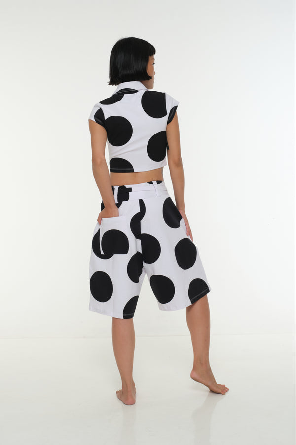 Button Mid Crop Top check sleeve in Polka Dot