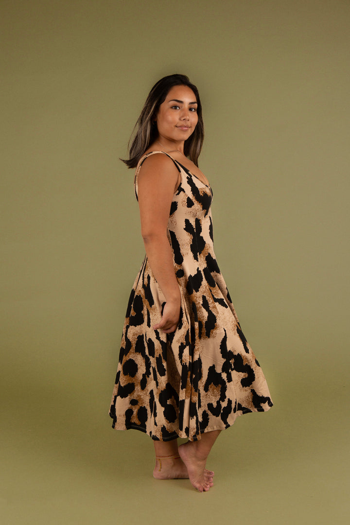 Asri Api Dress Midi Petite in New Leopard
