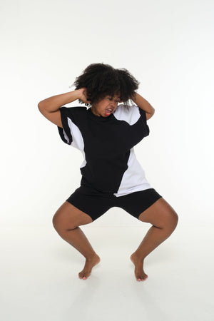 Abstract Oversized Sleeveless Tee in Black and White with POCKETS! - Manners London