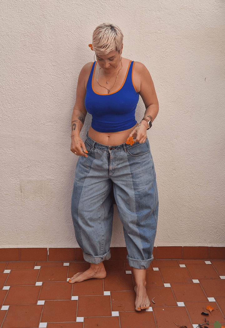 Api Mid Crop Top in Forgetmenot/Tangerin edging - Manners London