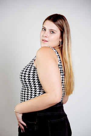 Api Mid Crop Top in Houndstooth Print - Manners London