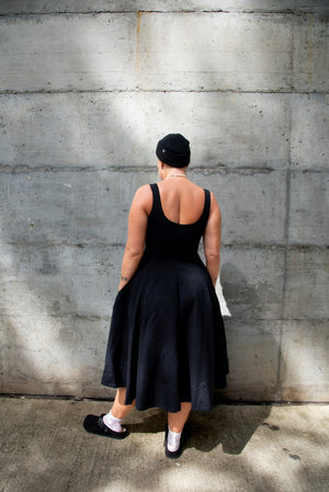 Asri Api Dress Midi Petite in Black - Manners London