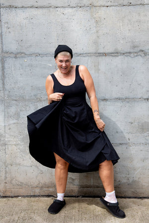 Asri Api Dress Midi Petite in Black - Manners London