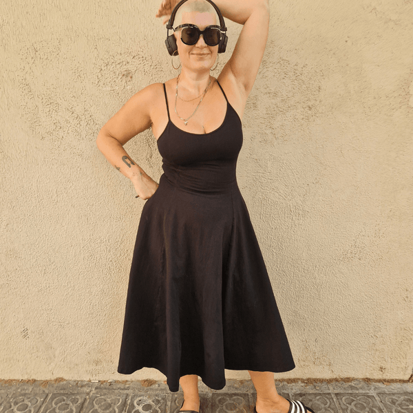 Asri Dress Midi Petite in Black - Manners London